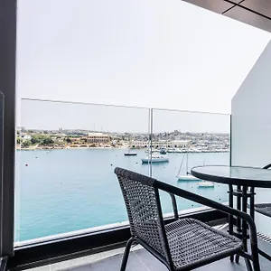 The Londoner 3*, Sliema Malte
