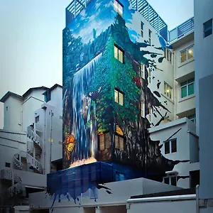 Clover The Arts 3* Singapore